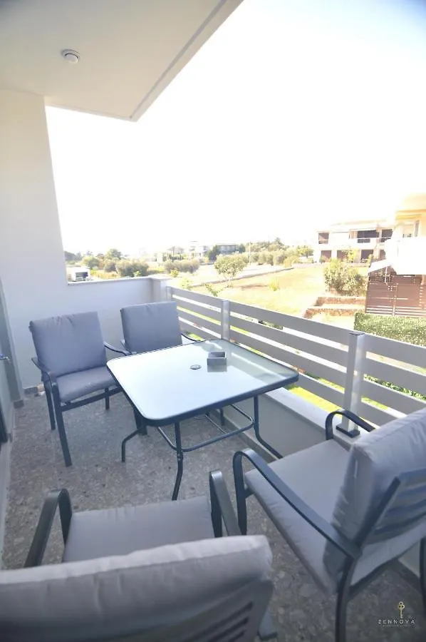 Zennova Sirene Luxury Studios Gerakini Apartment